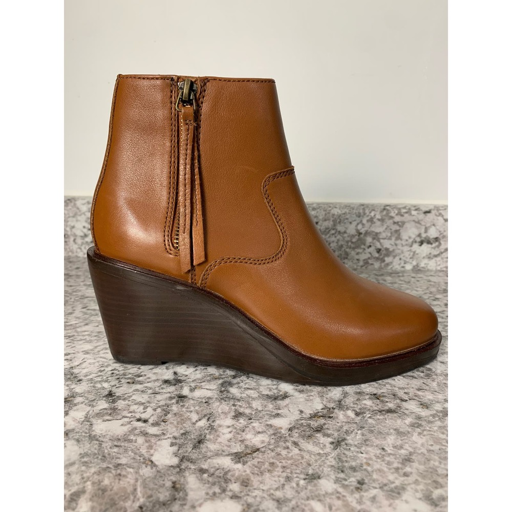 Womens Clarks Clarkdale Zip up Wedge Heel Bootie Brown Camel Leather Size 6.5